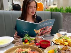 -西语·炭烧牛排(卓越中寰店)