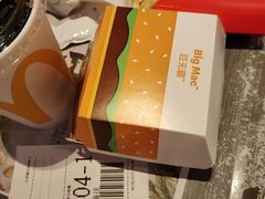 -麦当劳(龙洞店)
