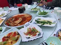 -撒拉人家.酸菜牦牛肉火锅