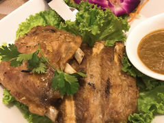 蜜汁猪排-Daddy Nimman Chiang Mai