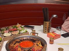 -潮火锅·麻辣牛肉火锅(观音桥方圆·LIVE店)