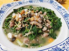 桑叶-鲤鱼塘农家山庄