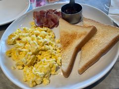 -必胜客(港悦广场店)