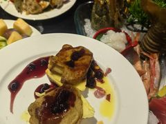 -小天鹅戴斯酒店鲸鲨百汇创作料理