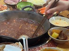 -赵美丽·重庆社区火锅·直营店(火车东站·中豪国际店)