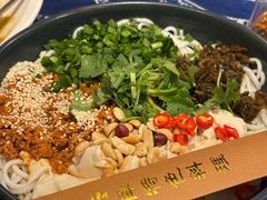 豆花米线-滇道云南特色料理(康定路店)