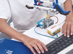 -斯坦星球AI编程·机器人科创·科学实验·信奥·思维·STEM·积木拼搭·竞赛考级(浦东联洋广场大拇指龙阳御桥中心)