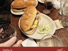 芝士蘑菇烤牛肉三明治-Al Salam莫的三明治