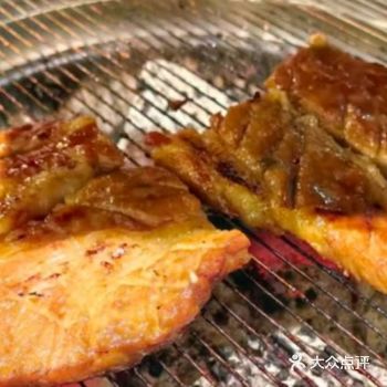 #0元玩转这座城特制的酱料完美地渗透进每一丝肉纤维中