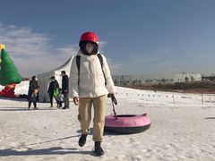 -华彬猛犸滑雪场