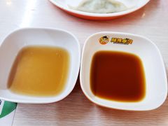 -鲜鲜锅贴(荆山路店)
