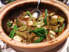 -八府香鸭·啫啫煲(华山路店)