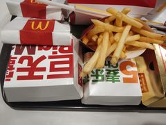 麦辣鸡腿汉堡经典中薯条套餐-麦当劳(桐乡润丰步行街店)