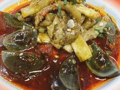皮蛋拌茄子-冯烫烫跷脚牛肉·川菜小馆(武胜西街店)