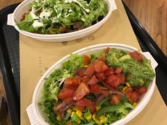 铁板鸡腿沙拉-油梨树 AVOCADO TREE(亮马桥店)