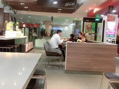 大堂-麦当劳(花城大道华穗路店)