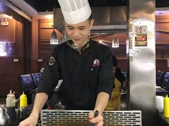 -利昂法式铁板主题餐厅(新奥购物中心店)