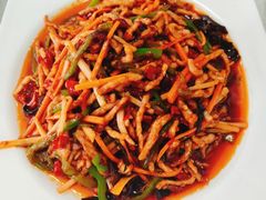 -一口猪海鲜浑锅·东北家常菜