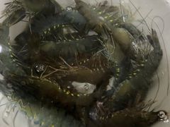 -霞涌市场海鲜摆卖区