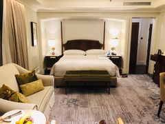 -广州富力丽思卡尔顿酒店