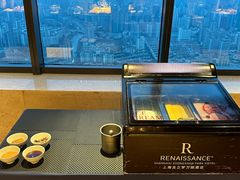 -上海龙之梦万丽酒店