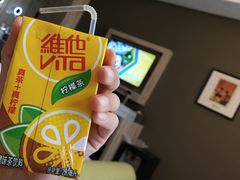 -西安大雁塔科技大学地铁站亚朵酒店