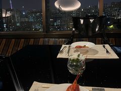-广州花园酒店·凌璇阁旋转餐厅CAROUSEL360