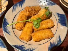 -Cuc Gach Quan Restaurant