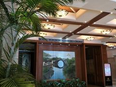 -山明水秀大饭店