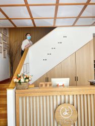 -宥莉·ULLY 痘敏肌•科技皮肤管理中心