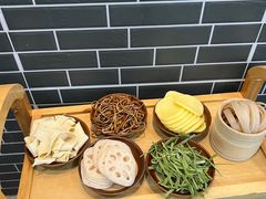 -正贰捌经重庆老火锅(建设路店)