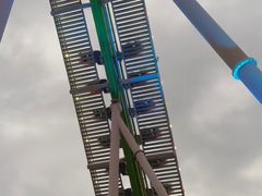 -珠海长隆海洋王国-鹦鹉过山车