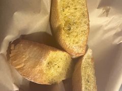 蒜香黄油法包-秀·爱尔兰餐吧(上海路店)