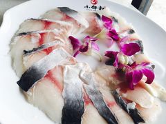 巴沙鱼-小牛叔鲜切牛肉·火锅·烤肉自助(公济桥路店)
