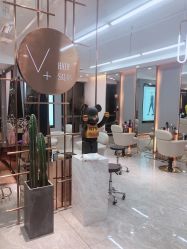 -V+SALON造型