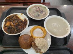 -聚德华天护国寺小吃(甜水园店)