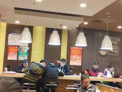 大堂-肯德基(中关村E世界店)