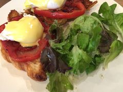 -Common Table · Brunch & Coffee
