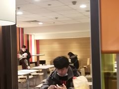 -麦当劳(洪山商场店)