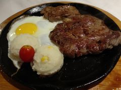 -豪客来牛排(中央花苑店)