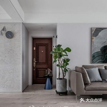 舒适不失品质！整体配色以灰色为主轴，黛绿、靛蓝、粉色