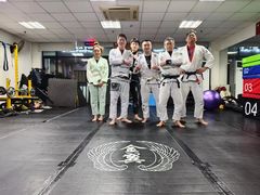 -金翼跆拳道巴西柔术拳击格斗学院