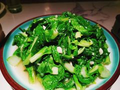 -小凤庭·地道湖北菜武昌鱼·藕汤(38年黄鹤楼店)