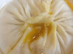 招牌超大号纯蟹粉汤包-一品小笼(金融街店)