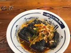 -黑白电视长沙小吃(美林M·LIVE天地东座店)