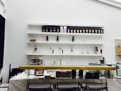 -UNI UNI(环亚凯瑟琳店)