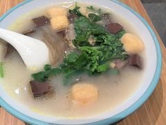 -大食代美食广场(上海中心店)