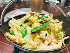 -万重锦·人文川菜馆(骡马市店)
