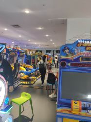 -Land Mark蓝马乐园(华联武夷购物中心店)