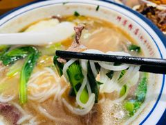 牛肉粉-邱芳粉店(迎宾大道旗舰店)